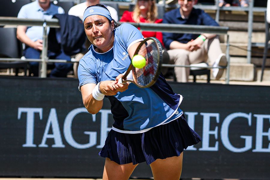 Ons Jabeur, răpusă din nou de căldura și umiditatea de la Wimbledon » Tunisianca a abandonat după 80 de minute de meci