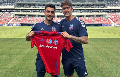 Doi spanioli au semnat cu Steaua și au pozat cu tricoul în Ghencea