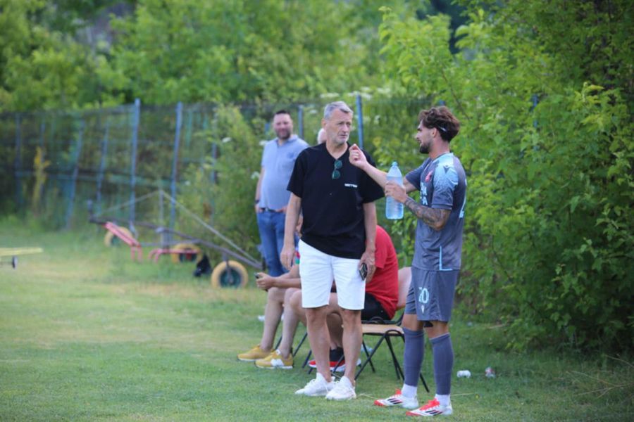 Gică Craioveanu, în cantonamentul lui CSM Slatina/ foto: Facebook @CSM Slatina - Fotbal După ce a semnat, Gică Craioveanu a dezvăluit planul de la noul club: „Asta e fundamental. Lumea nu înțelege, spune că sunt oltean căpos”