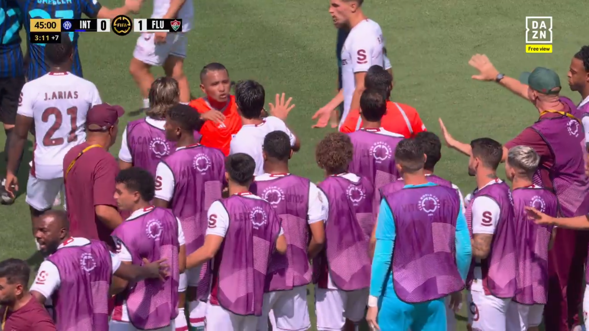 „Dezastru general!” » Presa din Italia sancționează mutarea lui Cristi Chivu după eliminarea lui Inter: „Să nu se mai repete!”