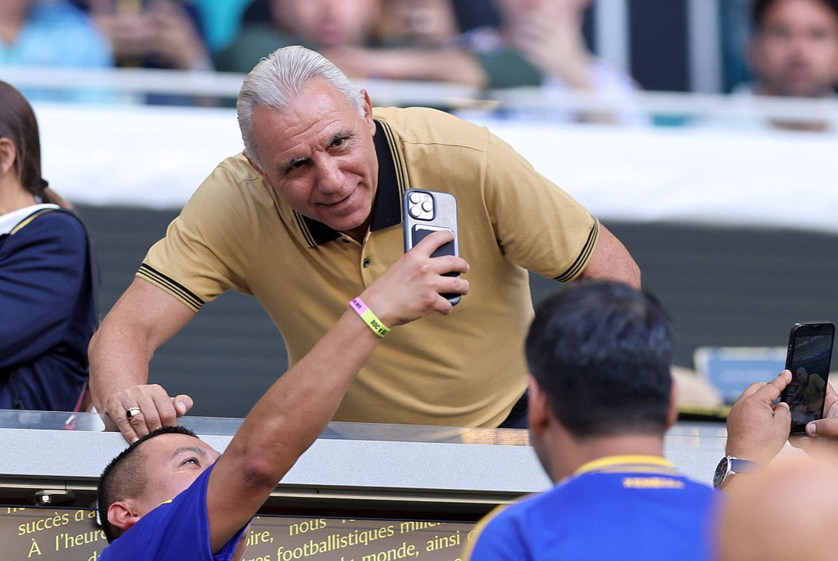 Stoichkov, incendiar! Le r&#259;spunde dur lui Klopp, Maresca &#537;i vedetei Barcelonei: &bdquo;C&acirc;nd primi&#539;i 20 de milioane pe an nu v&#259; mai pl&acirc;nge&#539;i!&rdquo;