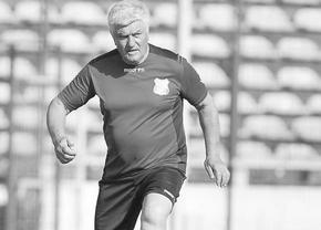 A murit Lajos Sătmăreanu, fost mare internațional și jucător al Stelei