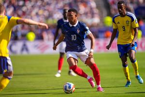 Franța - Suedia, pentru un loc în „optimile” Campionatului Mondial » Golul marcat de Mbappe a fost anulat