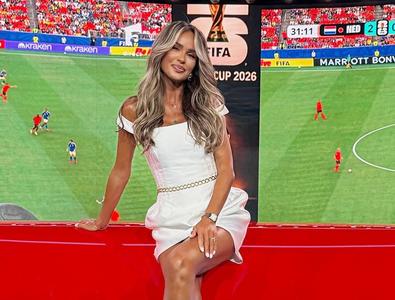 Diana Munteanu a explicat cum de i-a ieșit „braziliana” în platoul TV: „Știți cum se face încălzirea?” » Urmează un alt pariu în studioul Antenei 1, la miezul nopții!