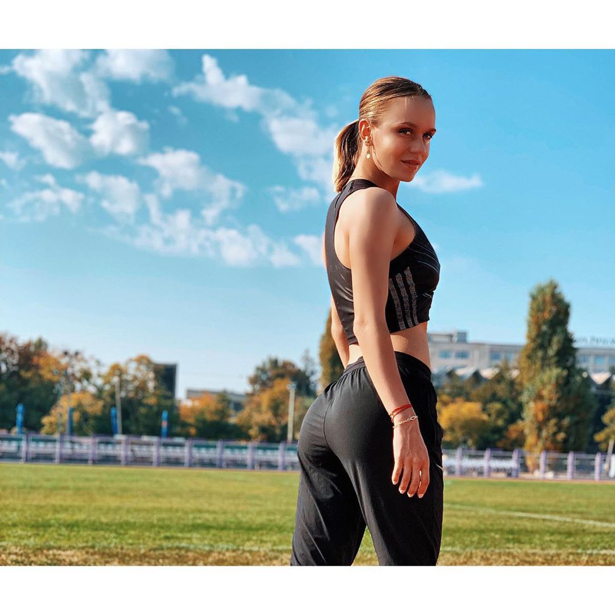 FOTO Marina Baboi, cea mai tare pe pistă și pe Instagram! Are aproape 200 de medalii și are apariții incendiare