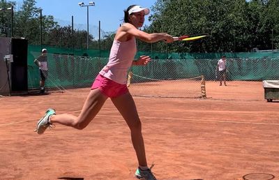 Andreea Mitu își împarte ziua între tenis și orele petrecute cu băiețelul ei » E înscrisă la Palermo, dar are dubii dacă să meargă sau nu