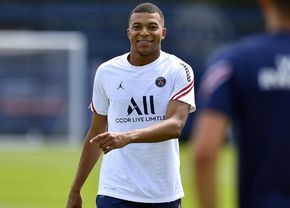 A început numărătoarea inversă până la mutarea anului în fotbalul european! Cum plănuiește Real Madrid să îl aducă pe Kylian Mbappe