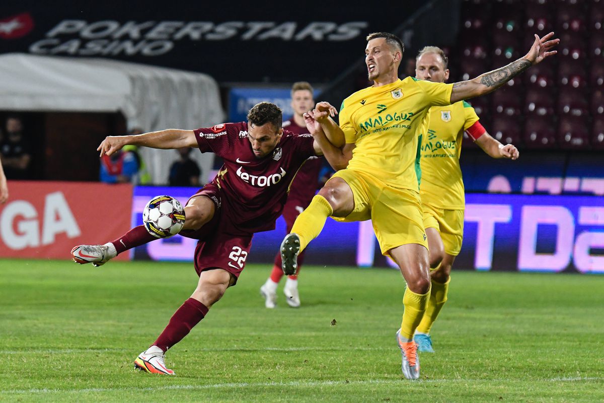 CFR Cluj - CS Mioveni 4-2 » Victorie atipică pentru Dan Petrescu