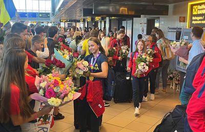 A aterizat delegația României de la FOTE 2023 » Primire superbă la aeroport