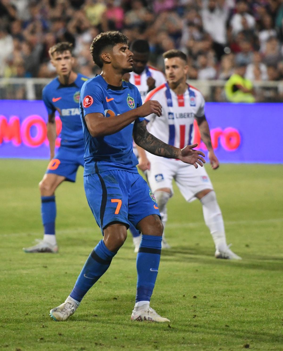 Florinel Coman a ratat un penalty în Oțelul - FCSB