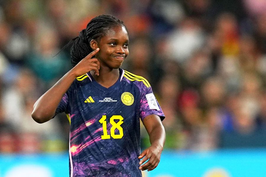 Incredibil! Fata care a învins cancerul a leșinat la antrenament, dar a jucat și a marcat golul Mondialului contra Germaniei