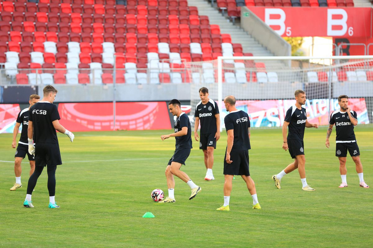 Antrenament FCSB înaintea returului cu M. Tel Aviv