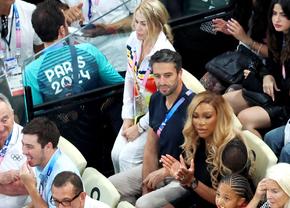 Serena Williams a urmărit de lângă Nadia Comăneci marea finală de la gimnastică » Imagini din Bercy Arena și ce au vorbit cele două: „I-am explicat cum e”