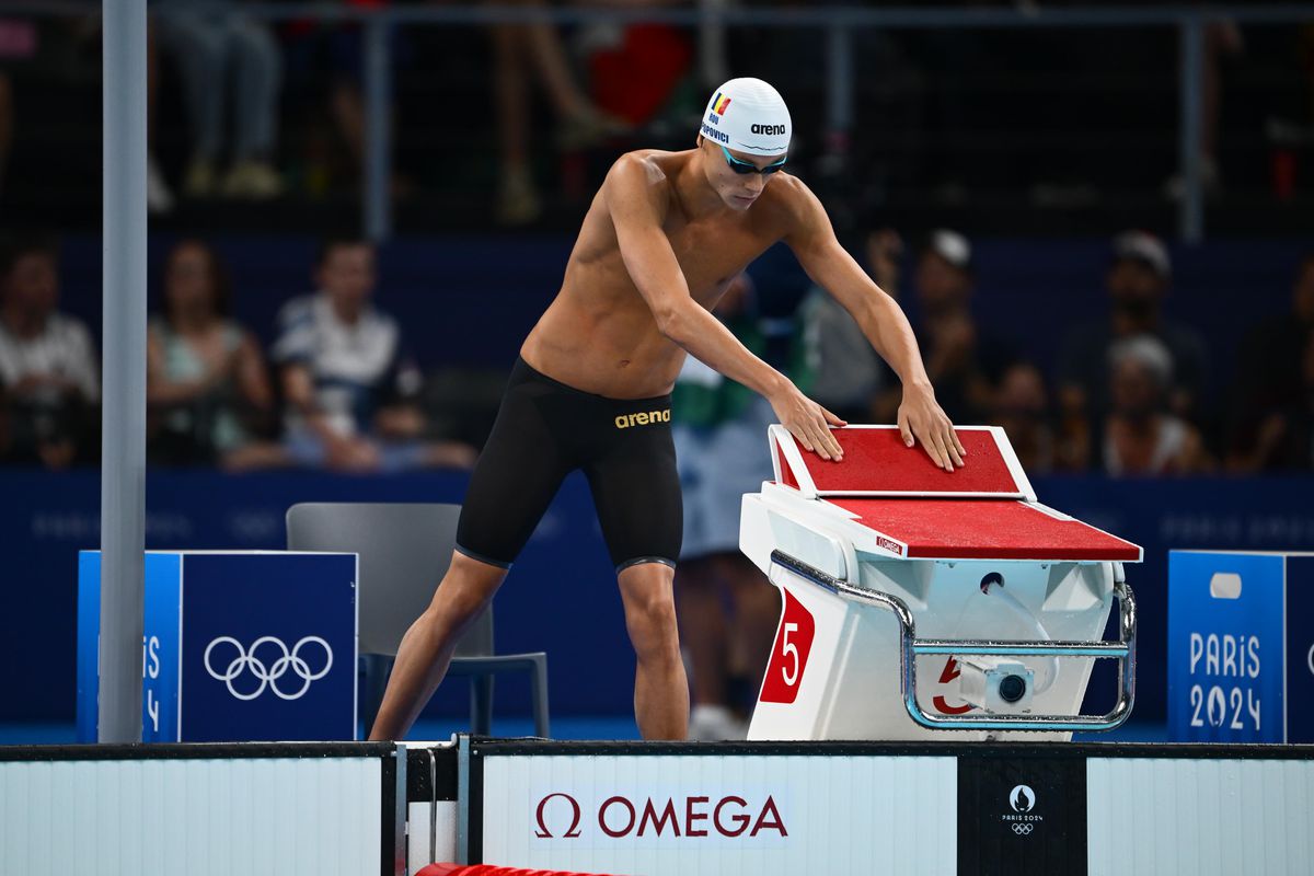 Presa din Ungaria jubilează după ce sportivul lor s-a calificat în fața lui David Popovici