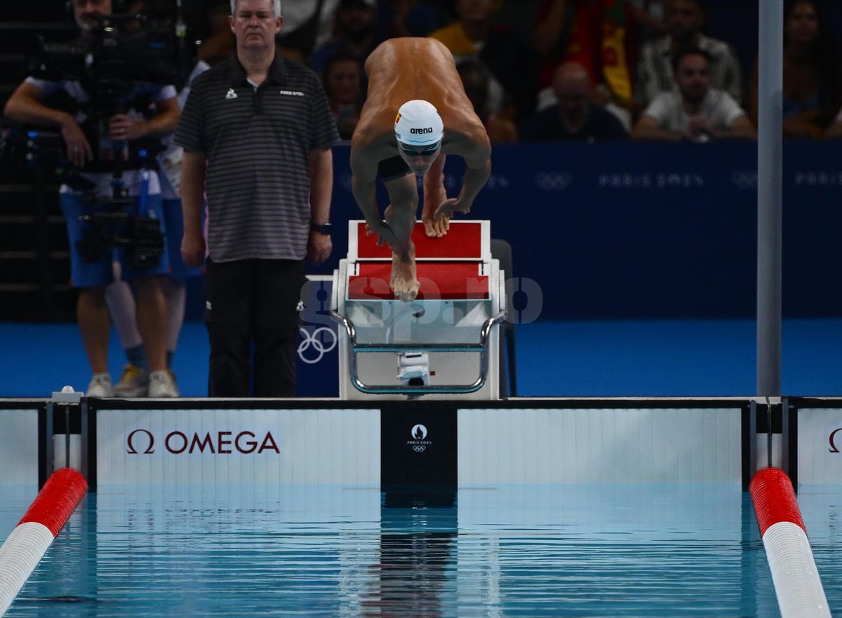 Ce a fost asta?! Marele rival al lui David Popovici, deținătorul recordului mondial, „a flirtat cu DEZASTRUL” în seriile la 100 metri liber