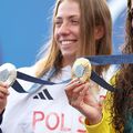 În stânga, Klaudia Zwolinska, singura medaliată poloneză de până acum // foto: Guliver/gettyimages