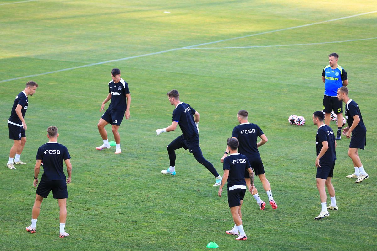 Antrenament FCSB înaintea returului cu M. Tel Aviv