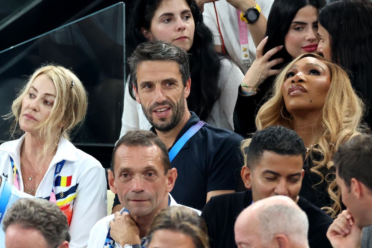 Serena Williams a urmărit de lângă Nadia Comăneci marea finală de la gimnastică » Imagini din Bercy Arena și ce au vorbit cele două: „I-am explicat cum e”