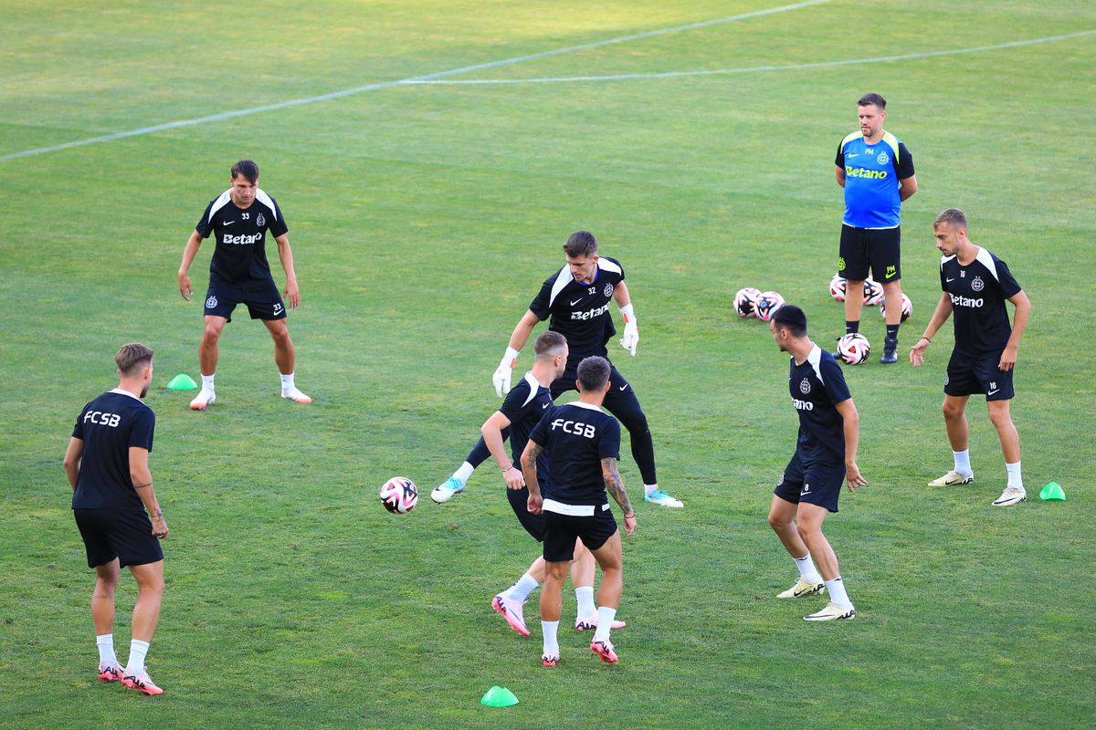 Antrenament FCSB înaintea returului cu M. Tel Aviv