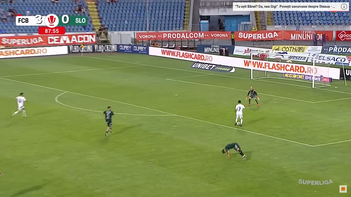 Fotbalistul din Superliga „îi dă o palmă” finanțatorului care îl ironizase: „Părinții mei erau în podul casei, ca să nu-i radă inundațiile, domnule patron!”