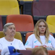 Anca Surdu, iubita lui Denis Alibec, la FCSB - Shkendija / Foto: Ionuț Iordache (GSP)