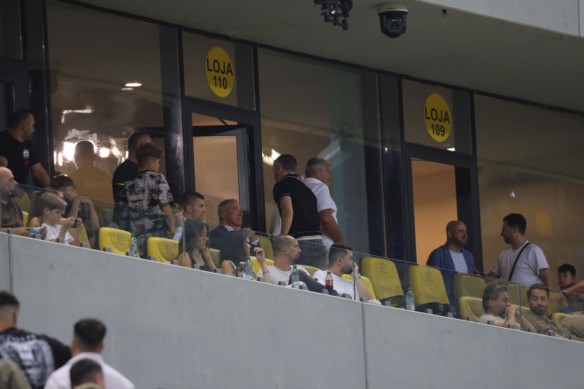 Imagini din finalul meciului FCSB - Shkendija