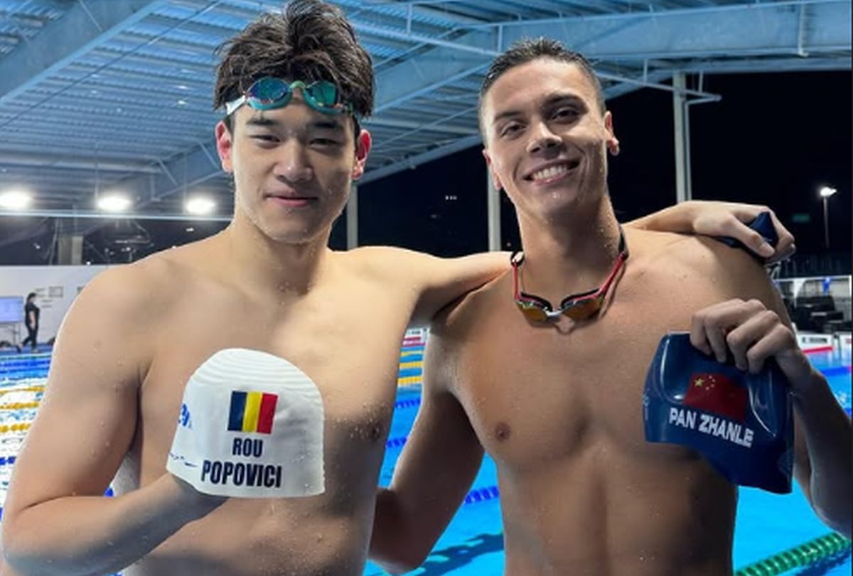 La două ore după semifinalele probei de 100 m liber din Singapore, Pan Zhanle și David Popovici au apărut într-o imagine neașteptată