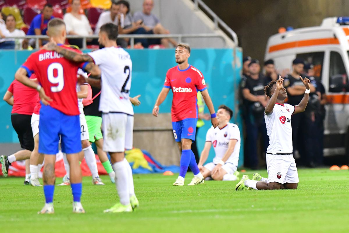 Imagini din finalul meciului FCSB - Shkendija