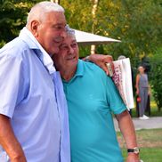 Mircea Lucescu și-a serbat ziua de naștere împreună cu aproape 50 de fotbaliști alături de care a colaborat în carieră. Foto: Cristi Preda (GSP.RO)