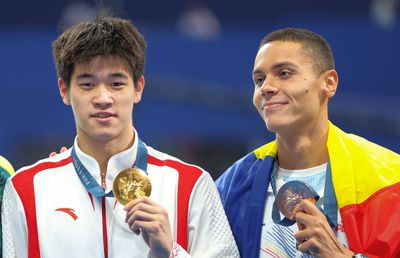 Wow! Cum îi numește L'Equipe pe David Popovici și Pan Zhanle, înaintea semifinalelor de la 100 m liber: „Piscina se cutremură”