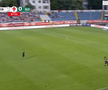 Golul 4 în Botoșani - Unirea Slobozia, cu Antoche depășit la viteză de Mailat. FOTO: captură Prima Sport