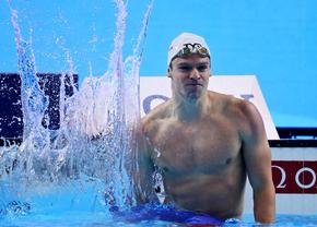 După 14 ani! Léon Marchand a doborât recordul mondial la 200 metri mixt la Singapore!