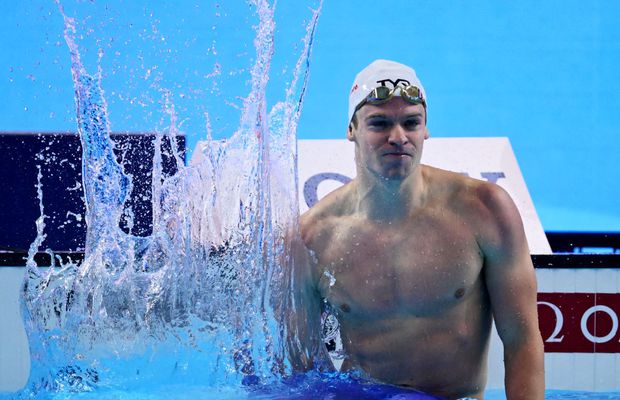 După 14 ani! Léon Marchand a doborât recordul mondial la 200 metri mixt la Singapore!