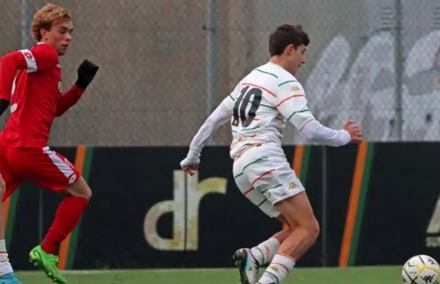 CFR Cluj transferă din Italia: contract până în 2029 pentru noul fundaș dreapta!