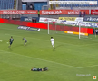 Golul 4 în Botoșani - Unirea Slobozia, cu Antoche depășit la viteză de Mailat. FOTO: captură Prima Sport