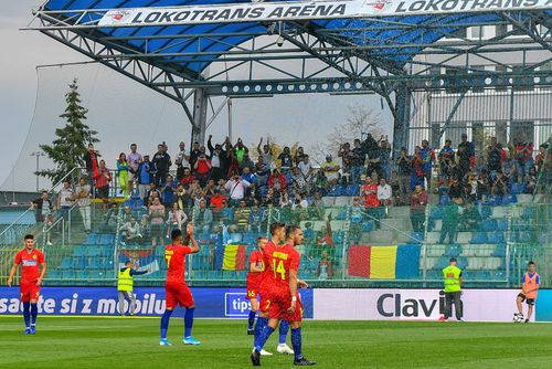 Nici la Mlada Boleslav nu au fost mulţi români care să o susţină pe FCSB FOTO Raed Krishan