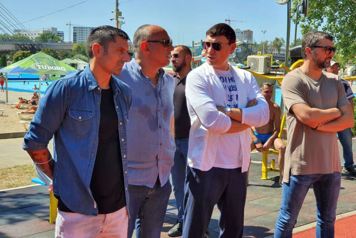 VIDEO Ce a spus Cristi Borcea despre implicarea fiului său la Dinamo: „Eu îl ajut cu experienţa pe care am acumulat-o” + "În trei ani luăm campionatul!"