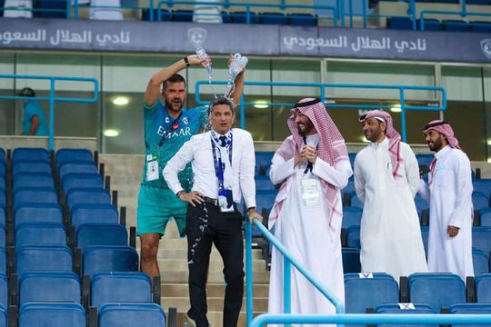 Răzvan Lucescu (51 de ani) a devenit și campion al Arabiei Saudite, după ce câștigase Champions League cu Al Hilal.