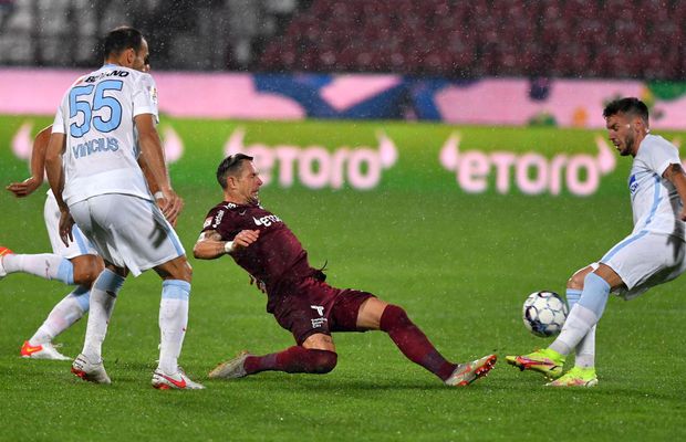 A promis că nu mai critică, dar n-a rezistat mult. Cei doi jucători arătați cu degetul de Becali, după dezastrul de la Cluj: „Ghinion, plus gafele lor”