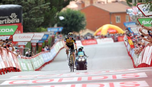 Cine îl mai poate învinge pe Primoz Roglic în săptămâna decisivă din Turul Spaniei? // sursa foto: Imago