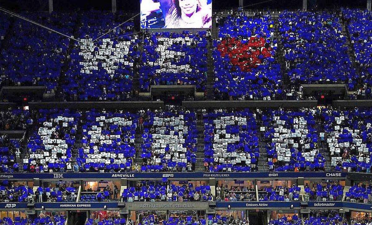 Serena Williams amână momentul retragerii: victorie la US Open într-o atmosferă fantastică. Scenografie ca pe arenele de fotbal