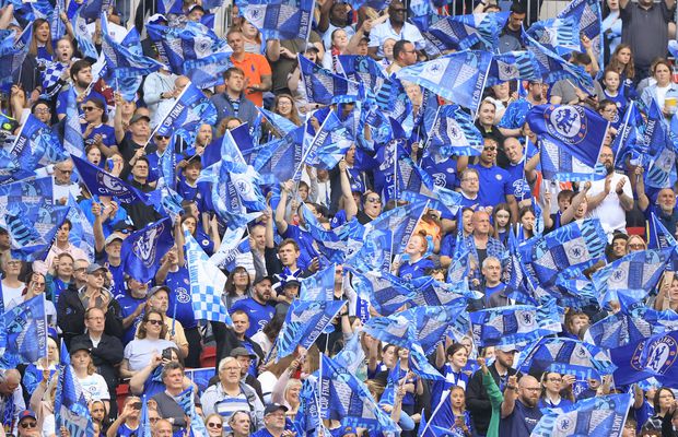 Chelsea a cheltuit în neștire pentru achiziții, dar s-a zgârcit la 12 euro pentru fani!