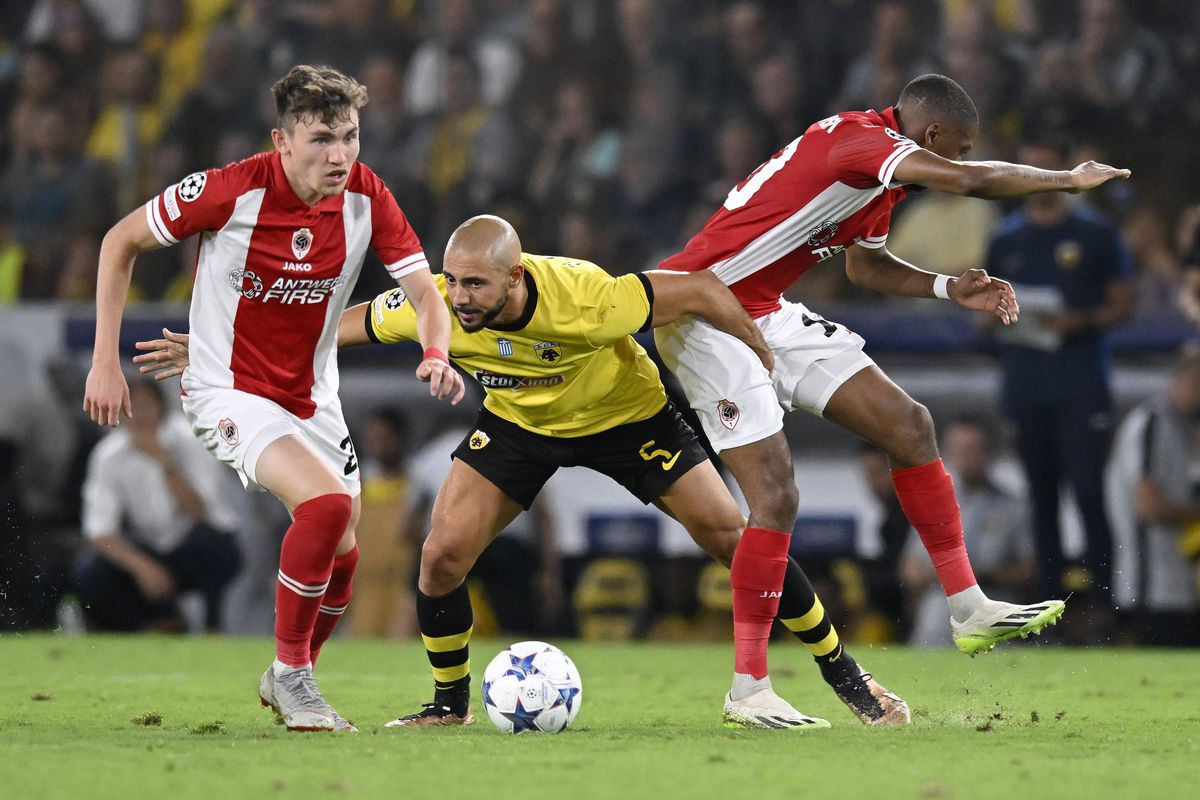 S-a terminat play-off-ul Champions League » Rangers a fost umilită de PSV, Sorescu și Racovițan au fost eliminați de Copenhaga + toate echipele calificate și cum arată urnele