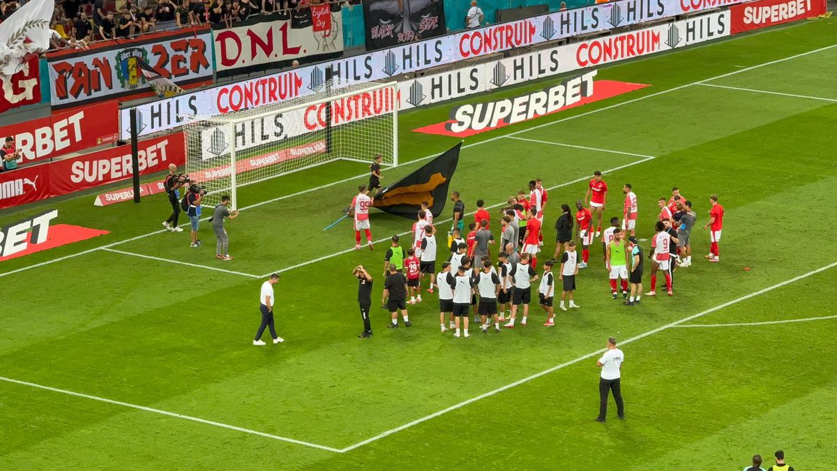 Imagini la finalul partidei Dinamo - Hermannstadt