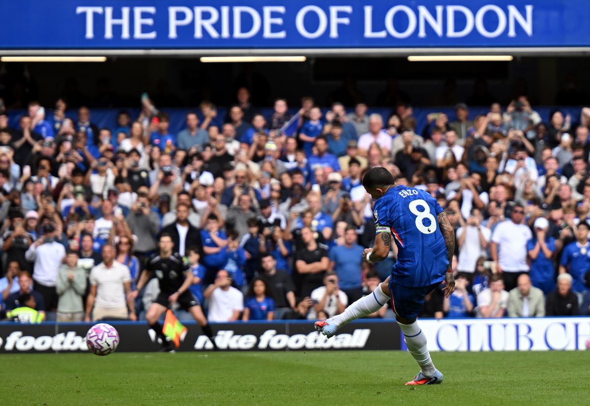 Două faze fixe au liniștit-o pe Fulham » Chelsea câștigă și urcă pe primul loc în Premier League