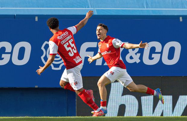 A fost în lot la „dubla” CFR Cluj - Braga și acum va reprezenta a treia echipă națională din carieră