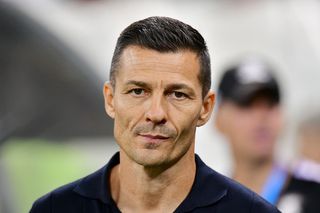 Costel Gâlcă n-a mai putut face nimic » A cerut să plece de la Rapid și semnează în Italia