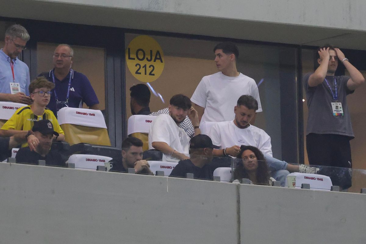 Adrian Mazilu, în tribune la Dinamo - Hermannstadt! Când ar putea debuta