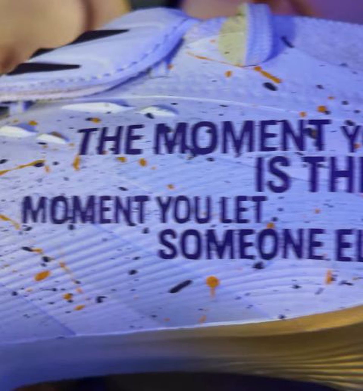 Zoom pe ghetele din Superliga personalizate de fiul lui Măldărășanu: apare un chip celebru