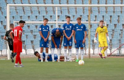 A început „drumul” spre -100 de puncte pentru FCU Craiova » Debut în Liga 3, cu Blănuță titular